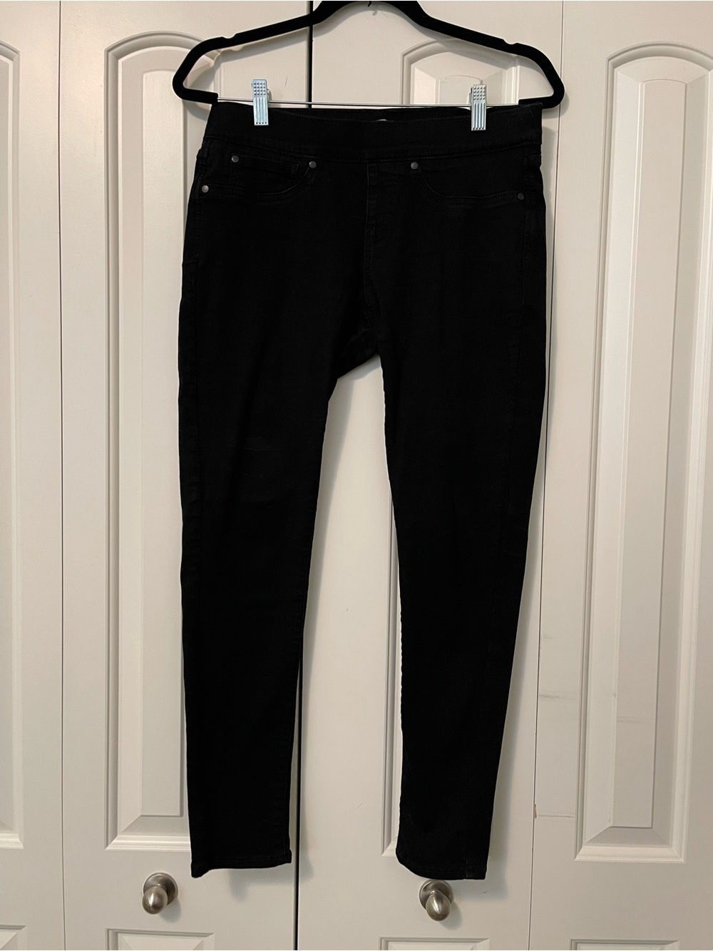 Falls Creek Women’s Black Skinny Jeans